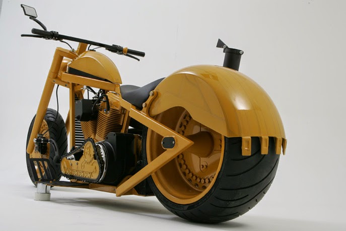 Moto Custom  Moto Cat  Caterpillar  custom  esagerate