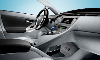 Toyota Prius Hybrid Pictures