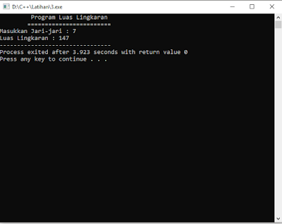 program mengiting luas lingkaran pada C++