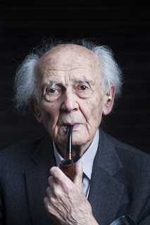 zygmunt bauman fumando en pipa