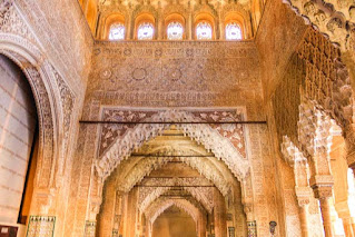 A Sala de las Dos Hermanas em Alhambra em Granada Espanha