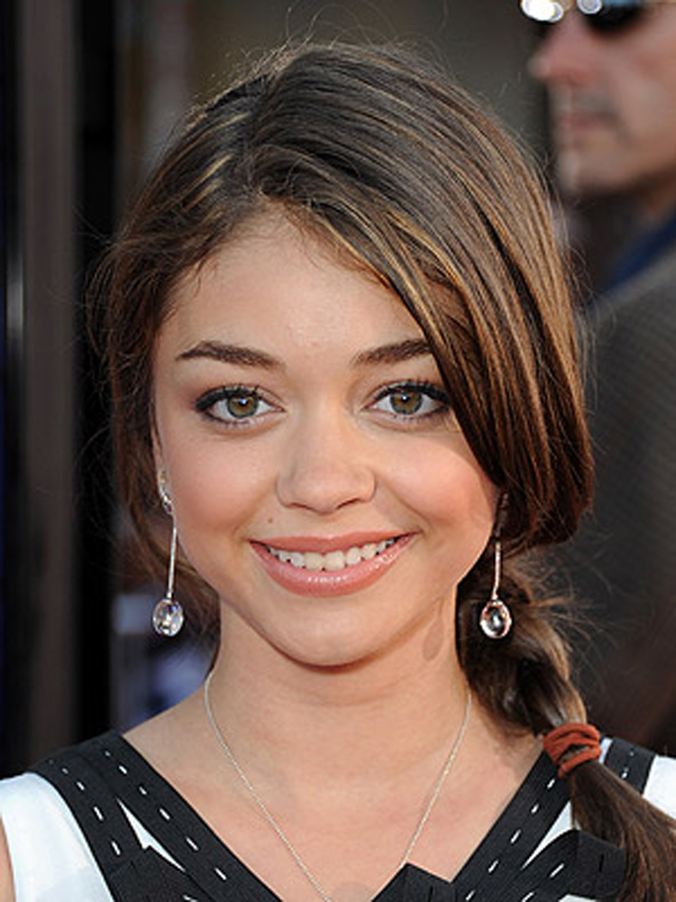 Sarah Hyland Fresh Brunette Hairstyles