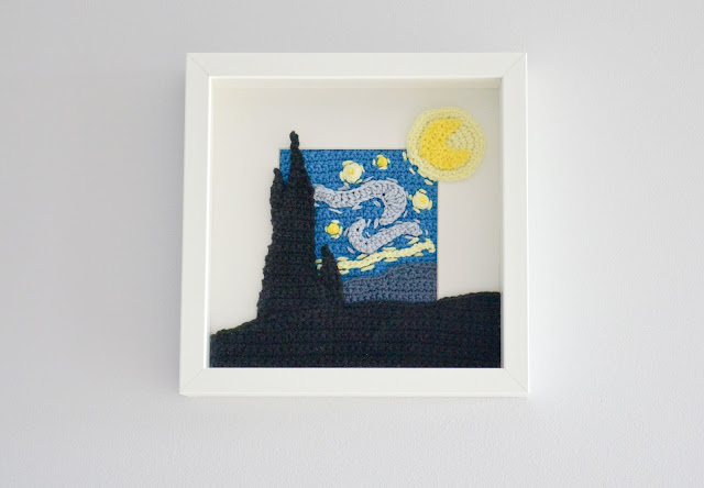 Krawka: Starry night inspired crochet picture frame pattern by VanKrawka