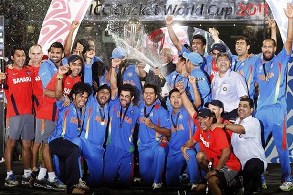 world cup cricket 2011 winner team. Team India Celebrating after