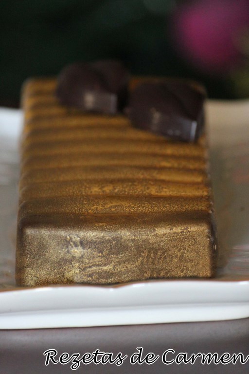 Turrón de barquillos con dulce de leche y chocolate