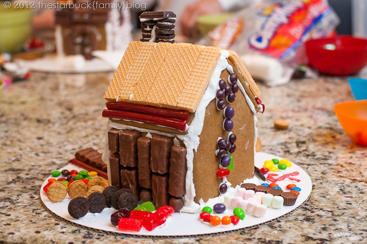 Gingerbread Houses 2012 blog-16