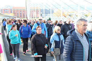 Cientos de personas marchan contra la violencia machista