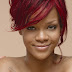 Rihanna causa confusão em boate de strip-tease