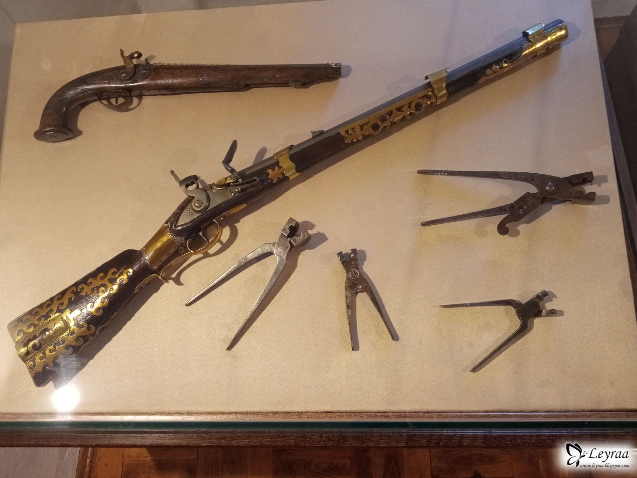 Słowacja - Muzeum w Kieżmarku - historyczna broń - rzemiosło - Historical weapons - craftsmanship - Slovakia - Kežmarok Museum