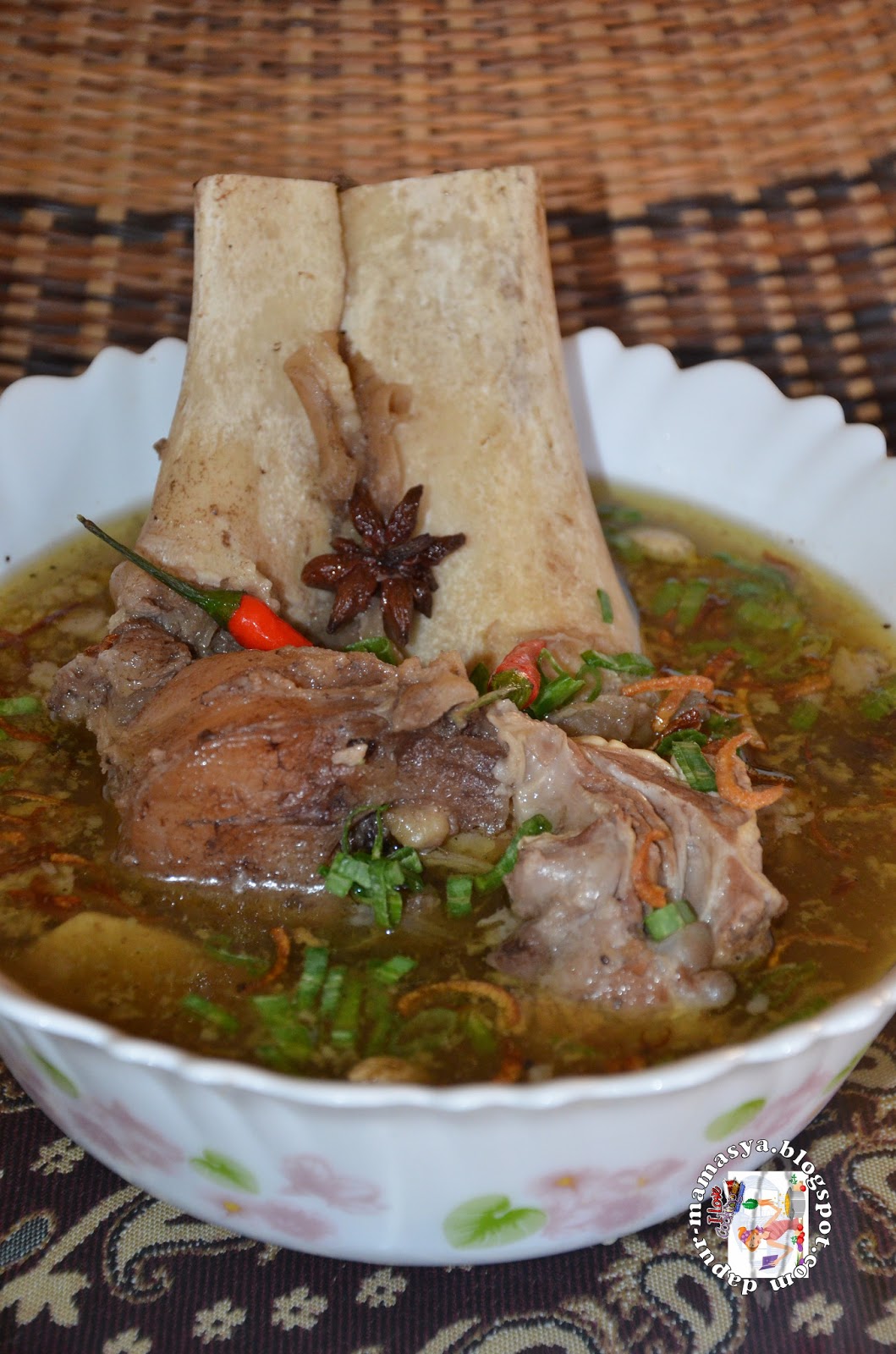 Dapur Mamasya: Bihun Sup Sedap dgn Sup Siam Gear Box
