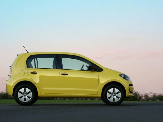 carro Volkswagen up! - modelo de entrada