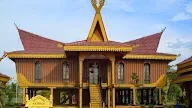 Gambar Rumah Adat Melayu Kepulauan Riau