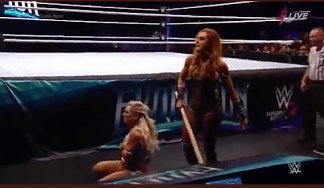 WWE Evolution : Becky Lynch Def Charlotte Flair