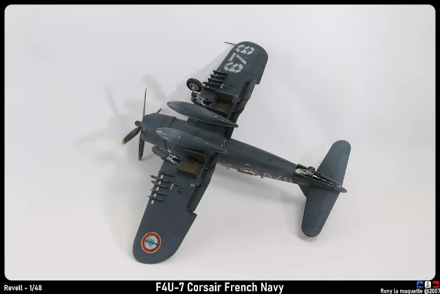 Maquette du F4U-7 Corsair French Navy de Revell au 1/48.