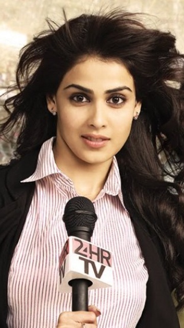 Genelia Dsouza HD Wallpapers Free Download