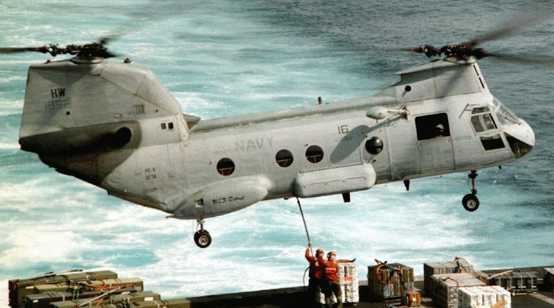 CH-46 Sea Knight-US Marine Helicopter