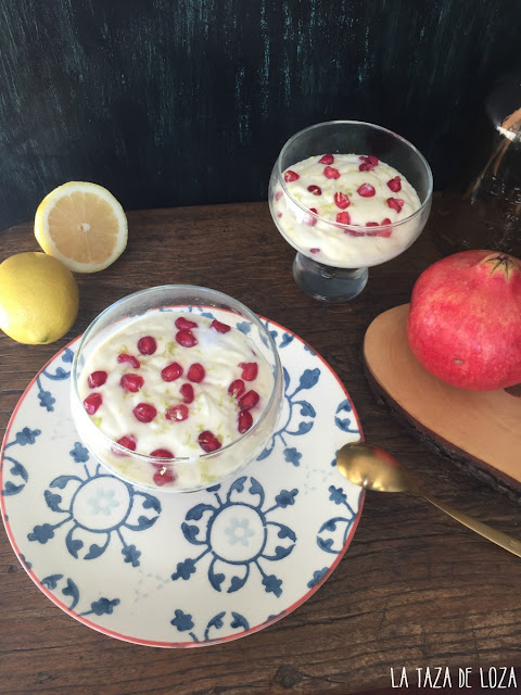 copas-de-postre-cremoso-de-lmón-y-granadas