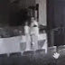 VÍDEO: Diretor e funcionária caem em tentação e fazem sexo em anfiteatro de escola