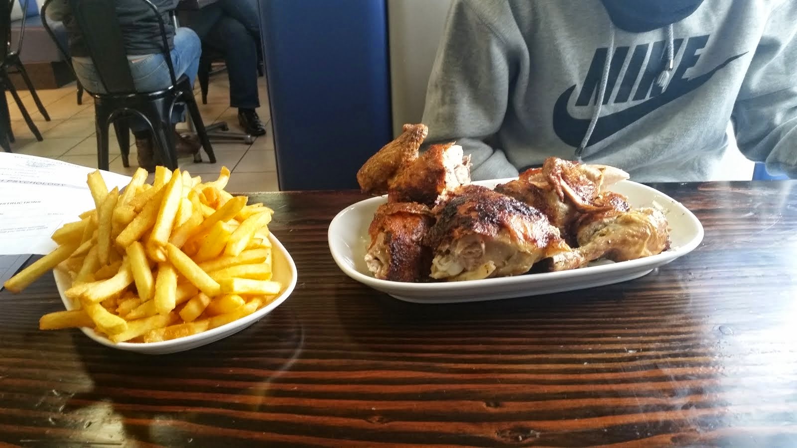Rooster Bar full Chicken + Chips