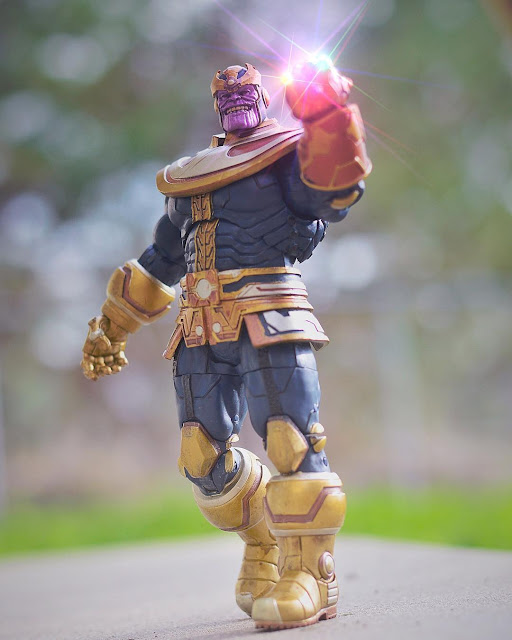 Marvel Select Diamond Select Thanos Disney Store Exclusive Action Figure