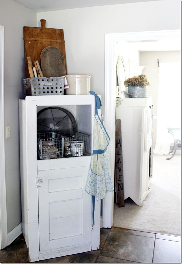 cabinet 1