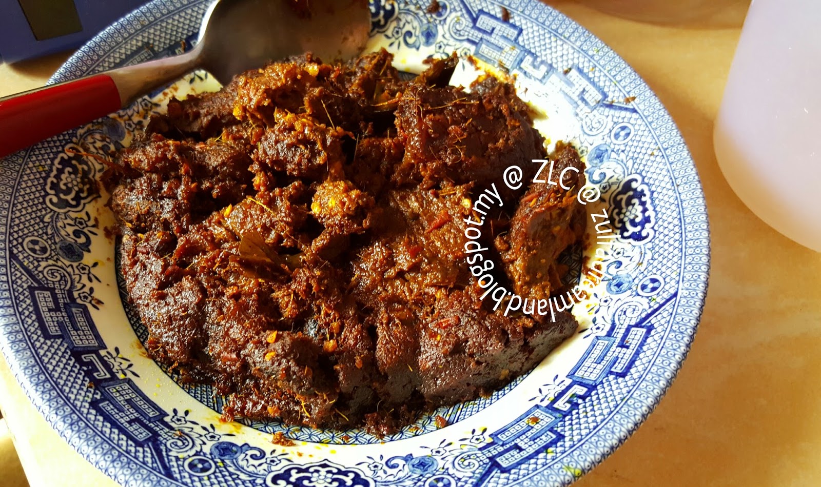 ZULFAZA LOVES COOKING: Rendang daging ganja kak ash