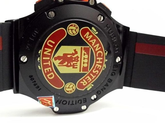 640 Gambar gambar jam tangan manchester united Terkini
