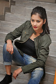 Monika Singh stylish photo shoot-thumbnail-17