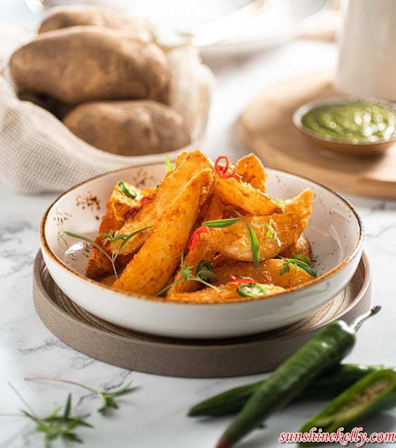 Celebrate World Nutritious Day with U.S Potatoes Fuel for The Future, World Nutritious Day, U.S Potatoes, Fuel for The Future, Potato Recipe, Food, Ultra-Crispy Baked US Chili Lime Potato Wedges topped with Spicy Garlic Ponzu Aioli and Fresh Lime Recipe