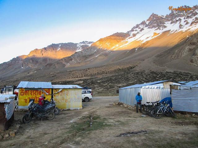 Manali-Leh solo cycling trip