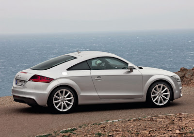 2011 Audi TT Side View