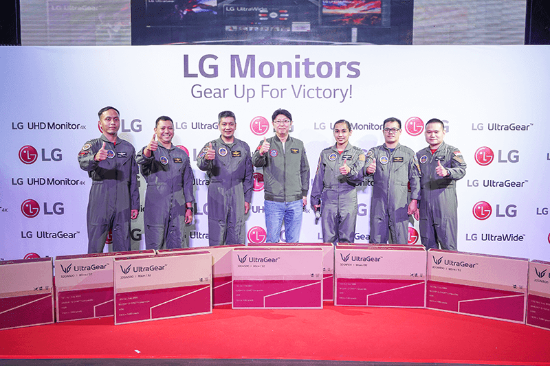 LG upgrades the Philippine Navy Air Wing with UltraGear monitors!