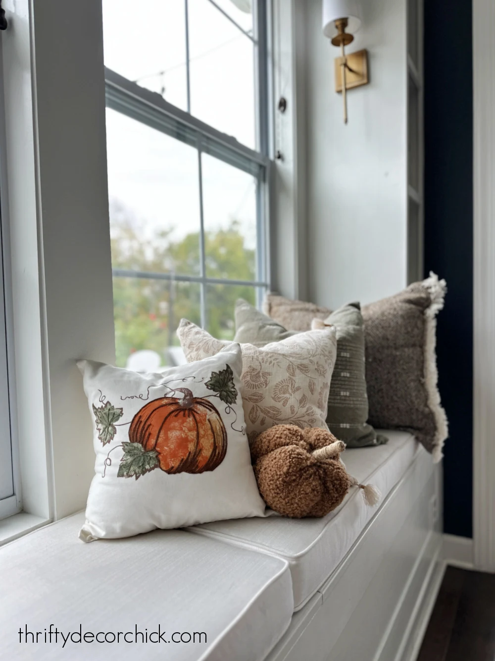 window bench with pillows