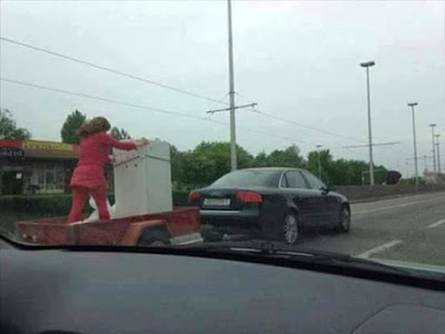 Déménagement de frigo audacieux