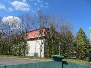 Houdini The Great Escape Ride Building From Behind Six Flags New England