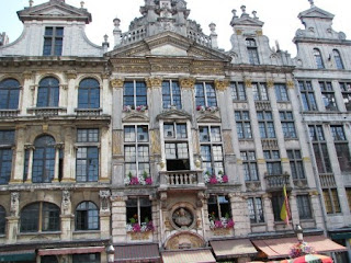 Habitations-particulières-individuelles-néo-classiques-à-Bruxelles.JPEG