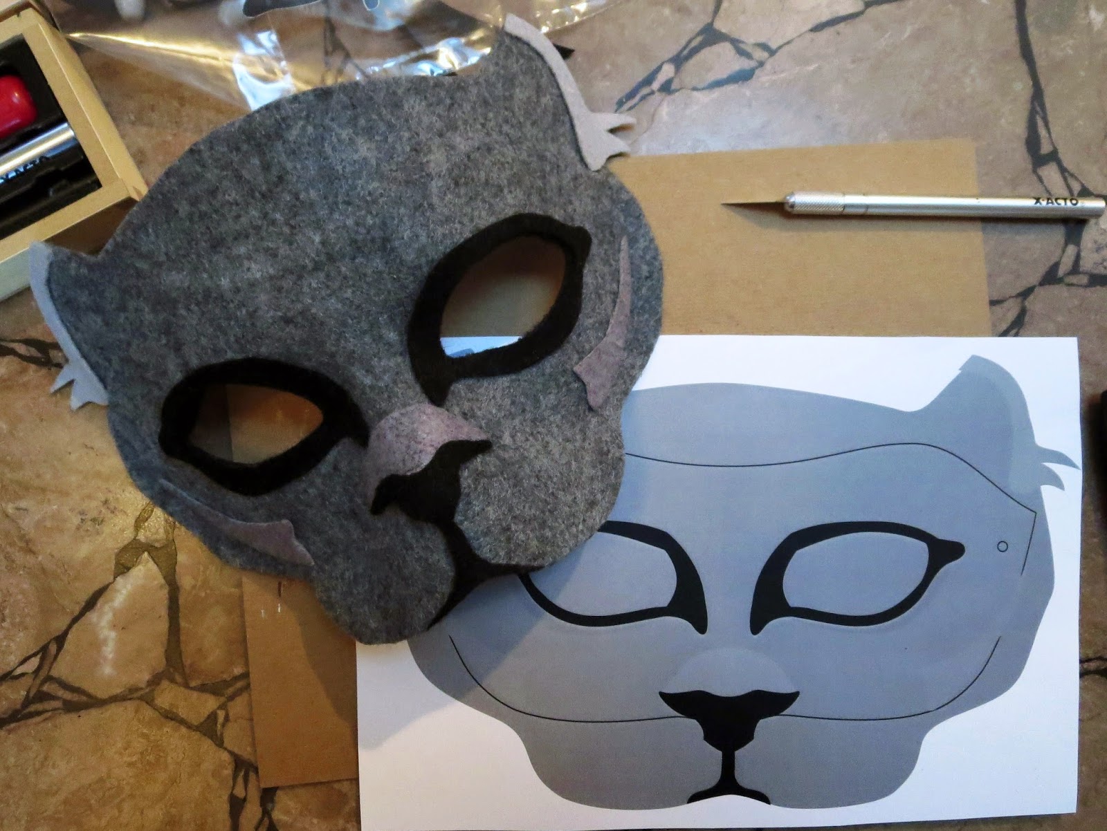 DIY Felt Panther Mask