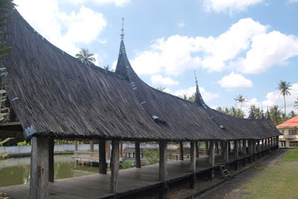 Situs Purbakala Balairung Sari Nagari Tabek