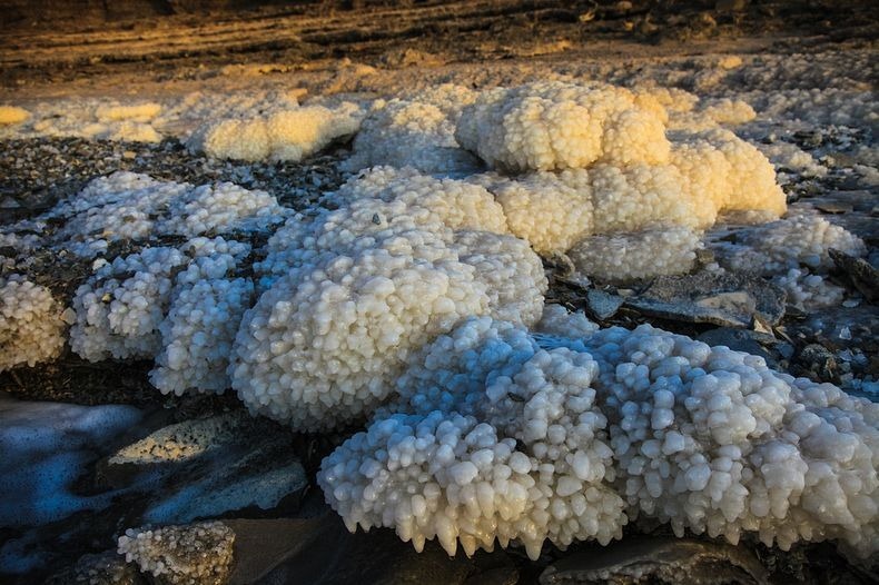 dead-sea-salt-crystals-2 dead-sea-salt-crystals-2