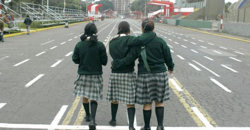 POLÉMICA: El uso de la falda escolar restringe los derechos fundamentales de las escolares, según estudio