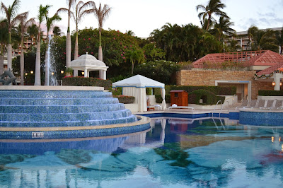 Hibiscus Pool at Grand Wailea - www.curiousadventurer.blogspot.com