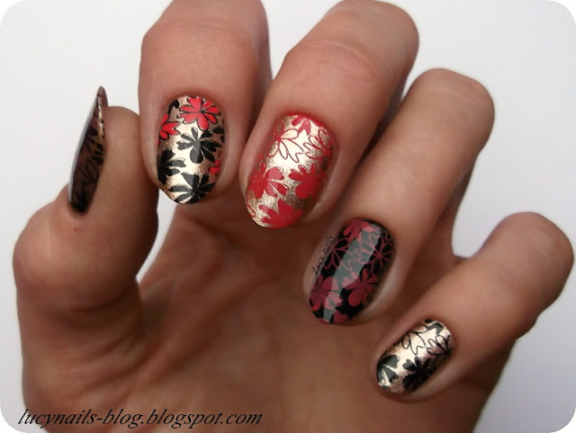 Stamping nails flowers 