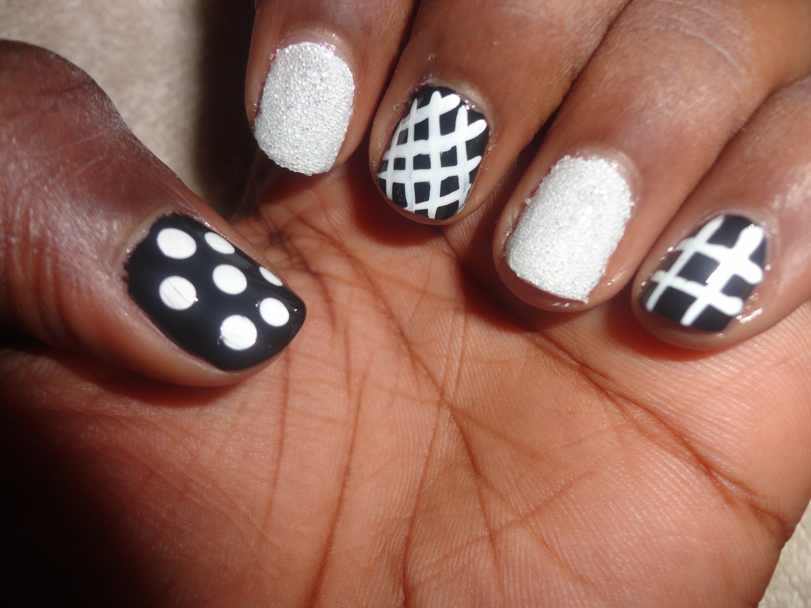 Black and White Nail Art