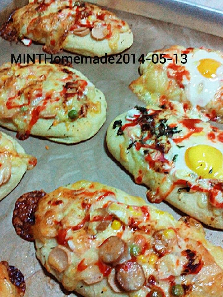 My mintroom: Homemade Roti Naan Pizza