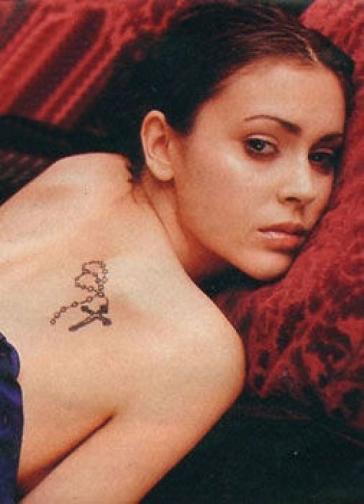 So, what are a few of the most popular Cross Tattoo Designs for Women?