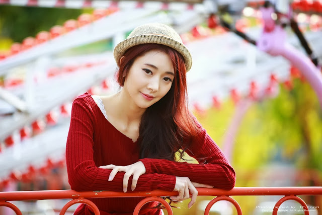 1 Seo Yeon Seo lovely outdoor - very cute asian girl-girlcute4u.blogspot.com