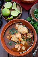 Caldo de Camaron y Pescado