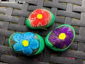 Painted stones with flowers