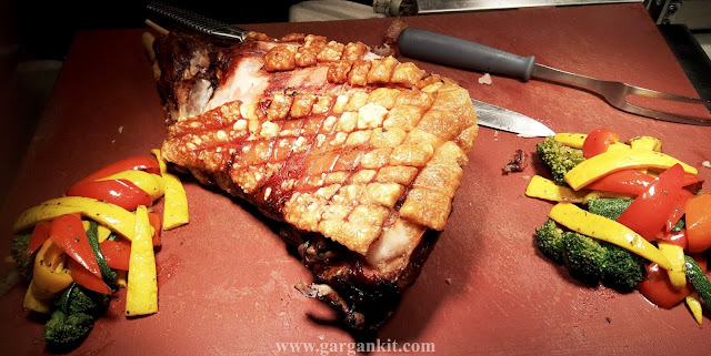 Whole roasted pork leg