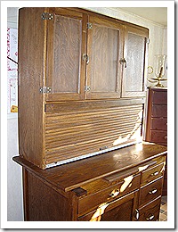 prim cupboards 015